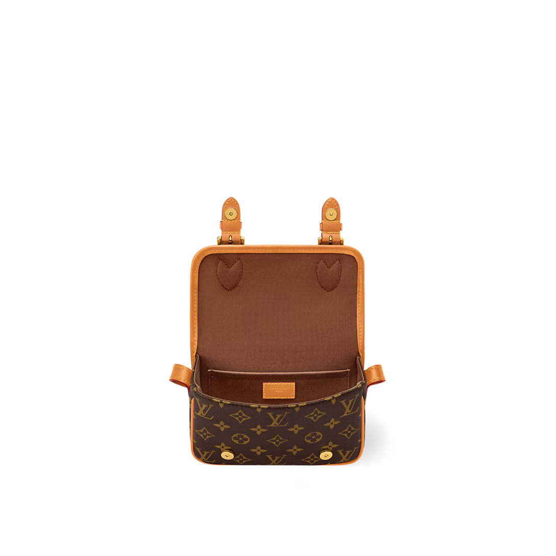 Satchel Wearable Wallet
