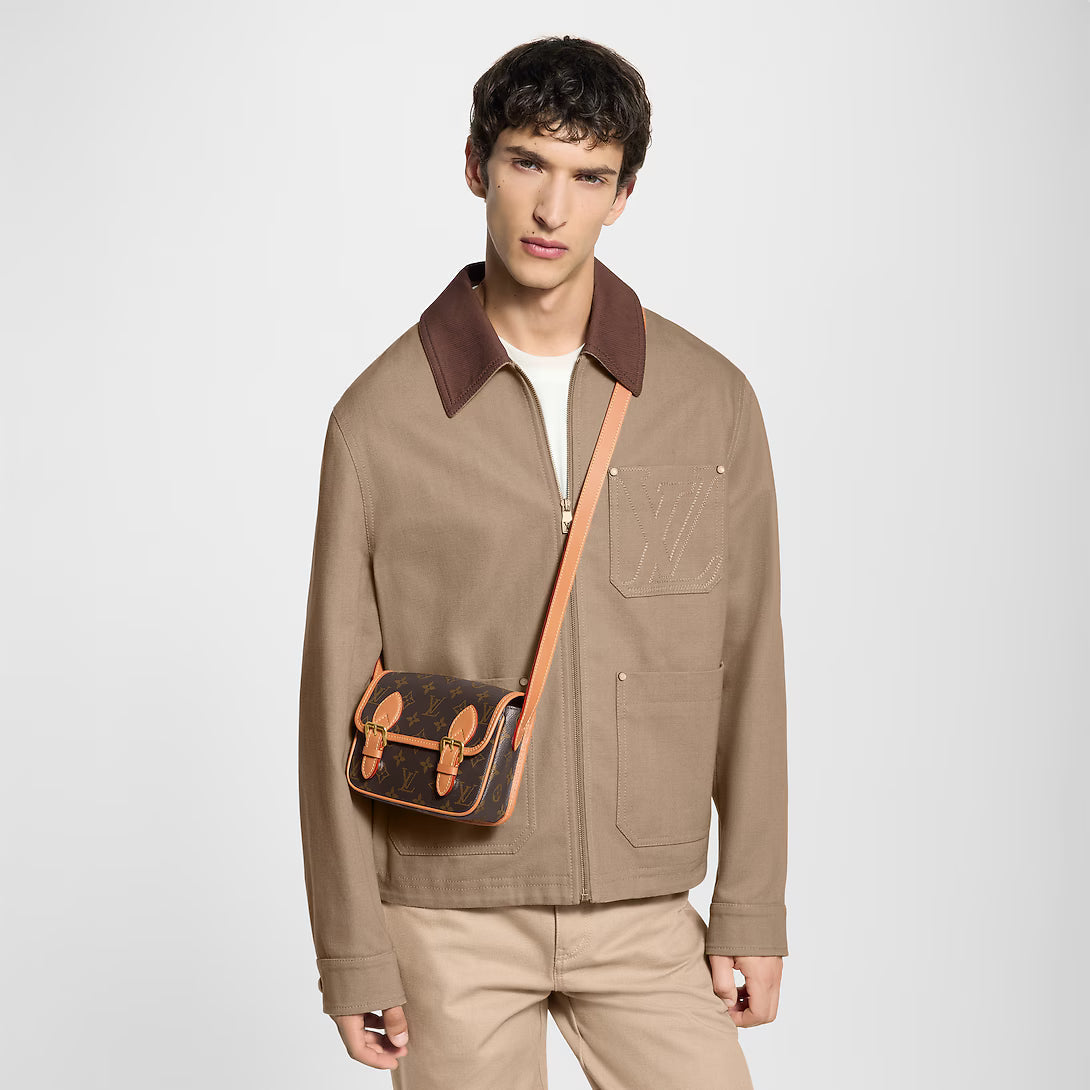 Satchel Wearable Wallet