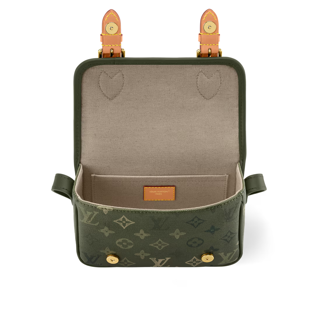 Satchel Wearable Wallet